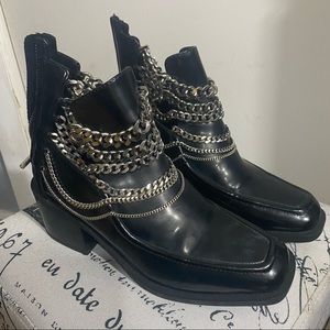 Black chain link boots